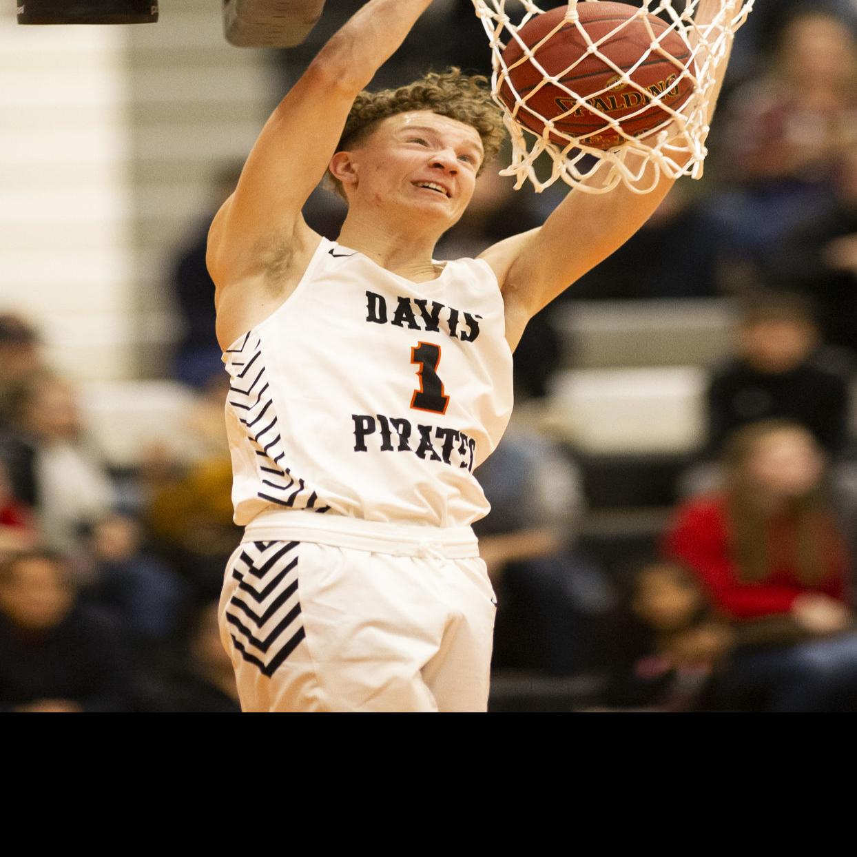 High School Boys Basketball Roundup Davis Runs To 74 55 Win Over Lakewood In Sundome Shootout Davis Yakimaherald Com