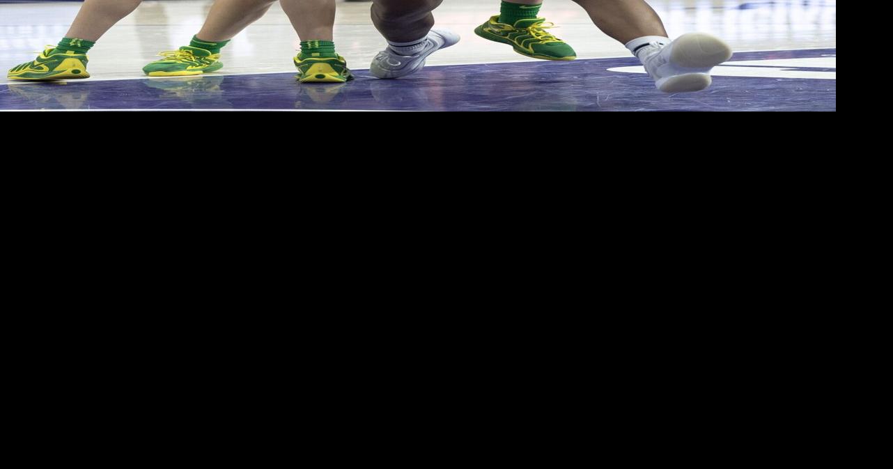 Washington Husky women face Oregon in pivotal regular-season finale