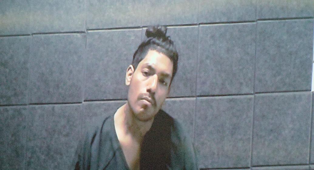 Man accused of taking Yakima DoorDash driver's car with kids in it