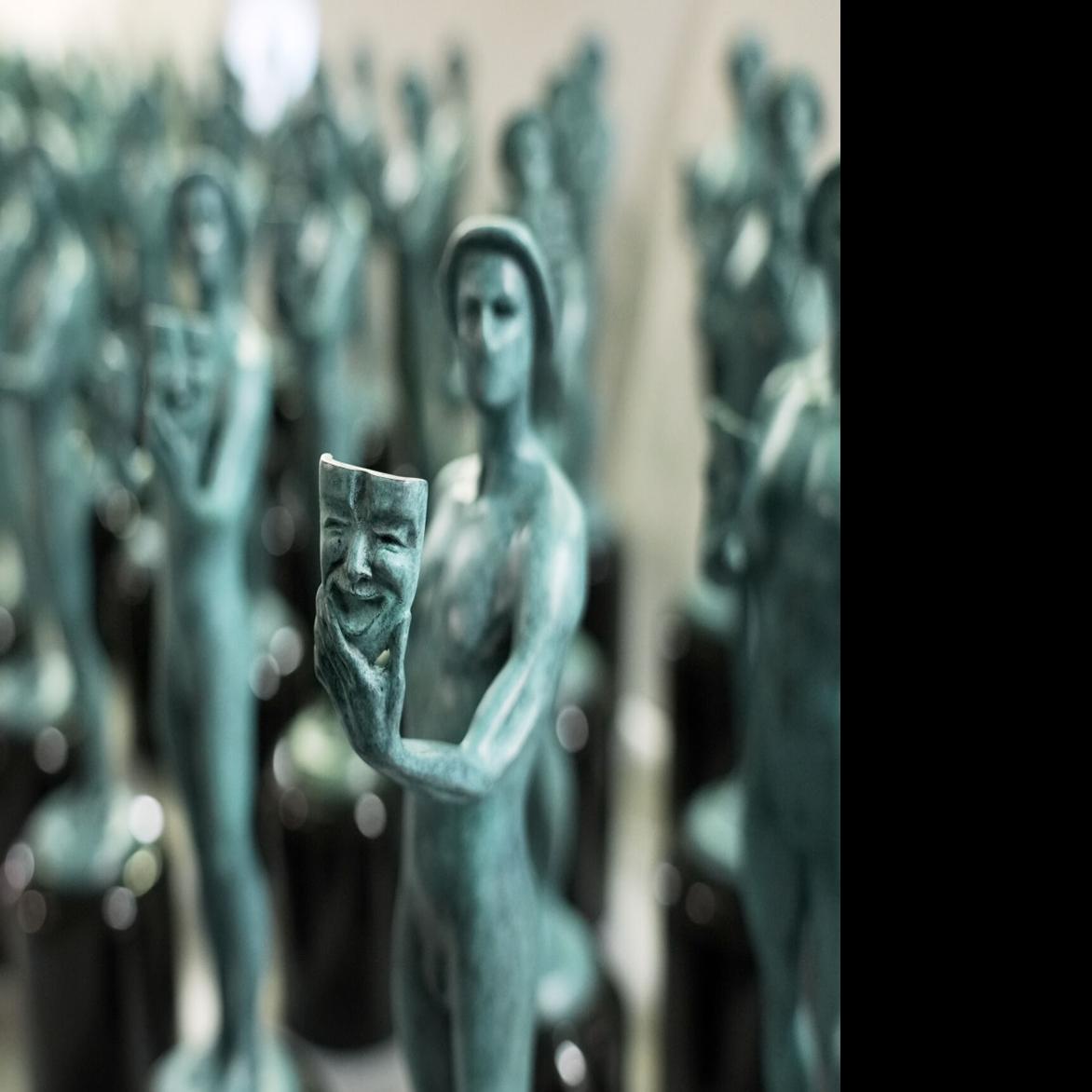 Seth Rogen Tearfully Accepts O'Hara's Posthumous Actor Award