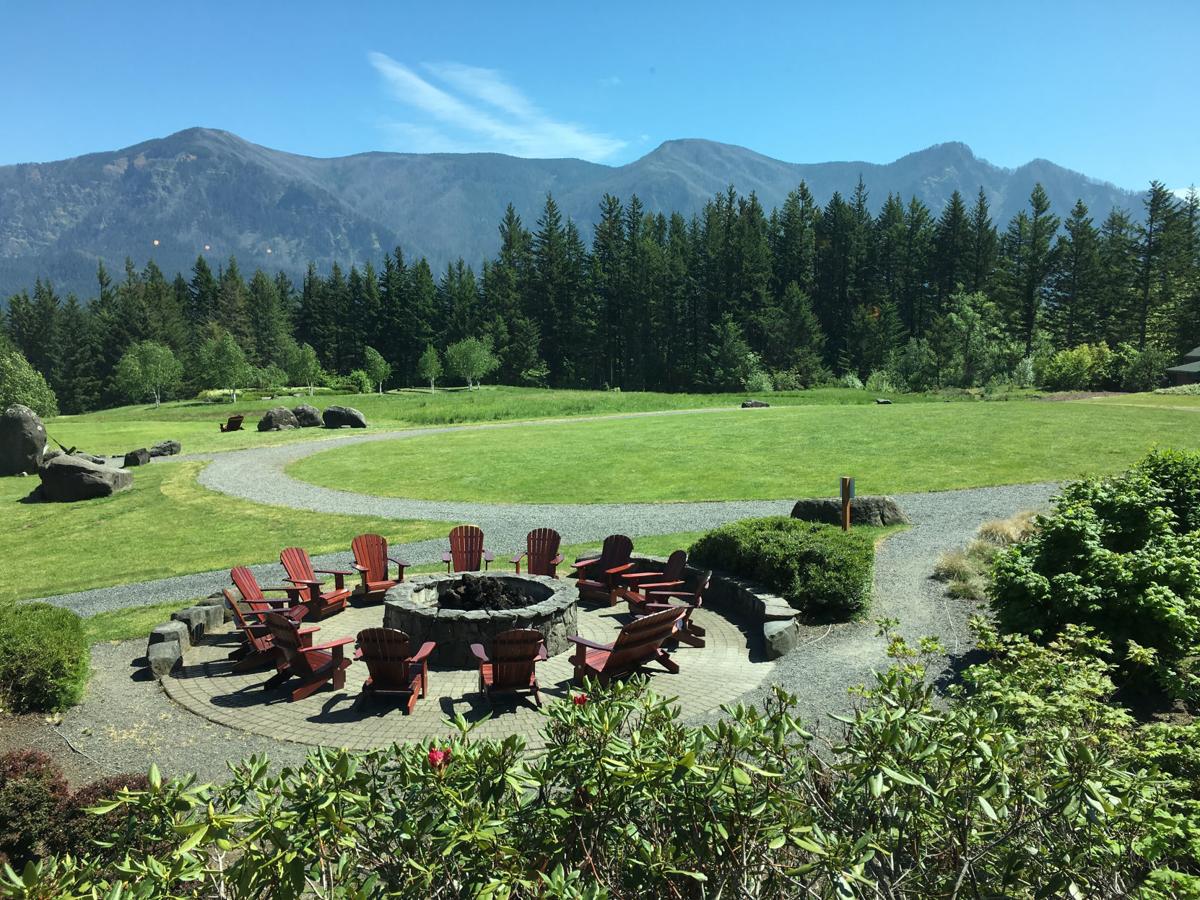 Skamania Lodge A Beautiful Blend Of The Old And The New Regional Yakimaherald Com