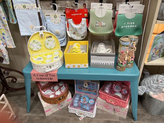 shoplocal-christine-16-110224.jpg
