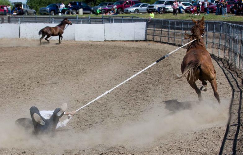 Yakima Rodeo Photos: Yakama Nation Treaty Day Rodeo | News Photos | yakimaherald.com