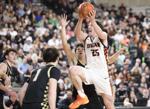 State basketball: Van De Graaf's 34 points propel Zillah boys past Royal again, back to 1A championship