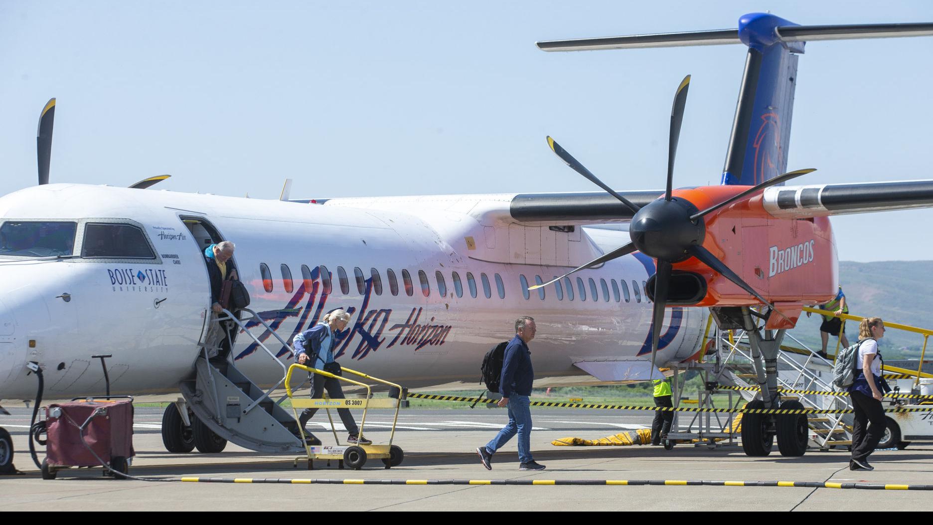 Flexibility Key To Getting Best Flights At Yakima Air Terminal Director Says Local Yakimaherald Com