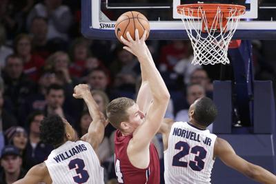 Fast Start Sparks No 9 Gonzaga Men S Basketball Past Loyola
