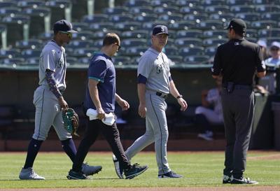 Julio Rodriguez leaves Mariners game in bottom of first