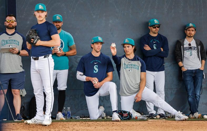 Photos: Seattle Mariners hold spring training Sunday | Mariners ...