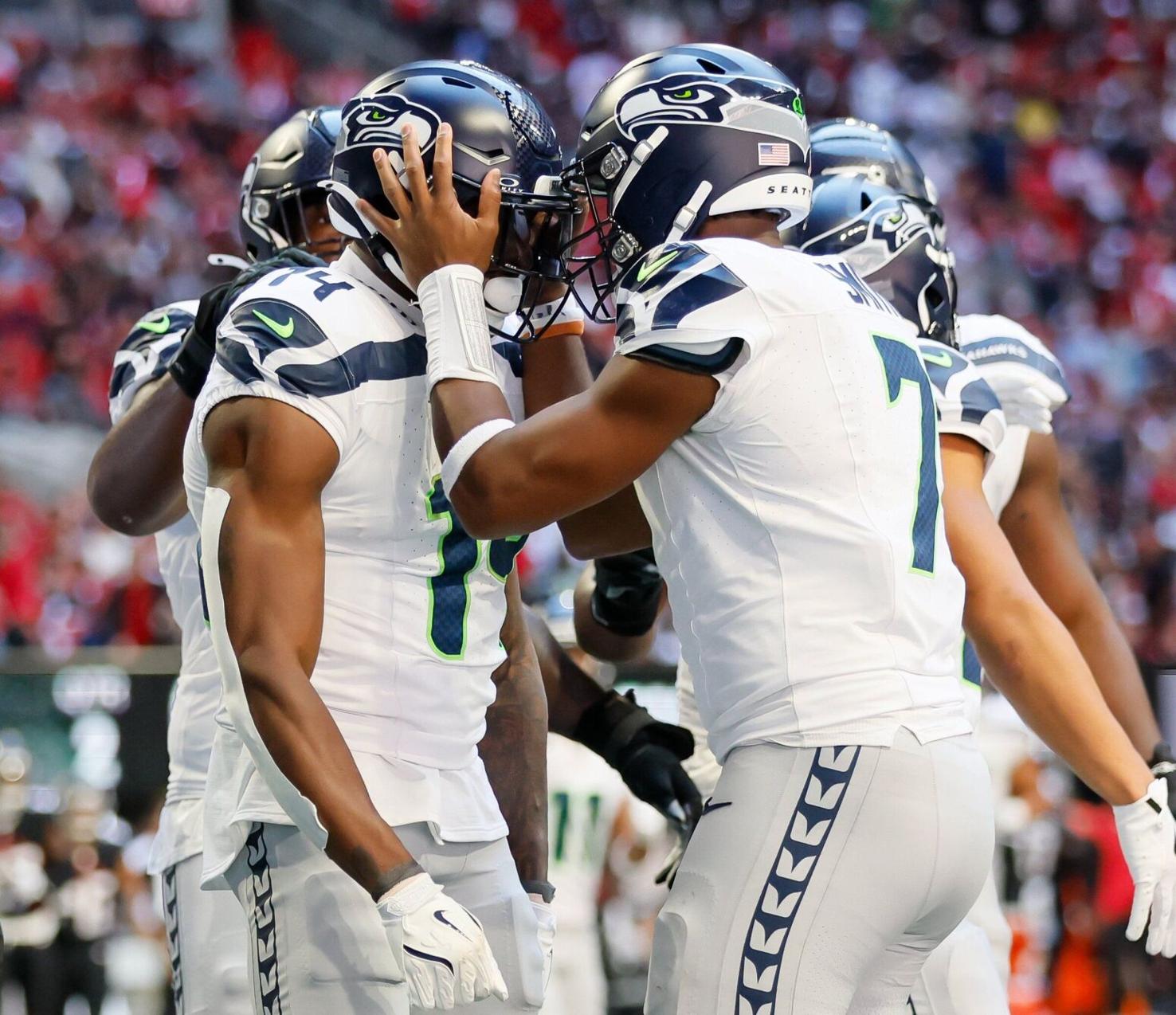 Geno Smith and DK Metcalf rose to the moment. Seahawks need more of the