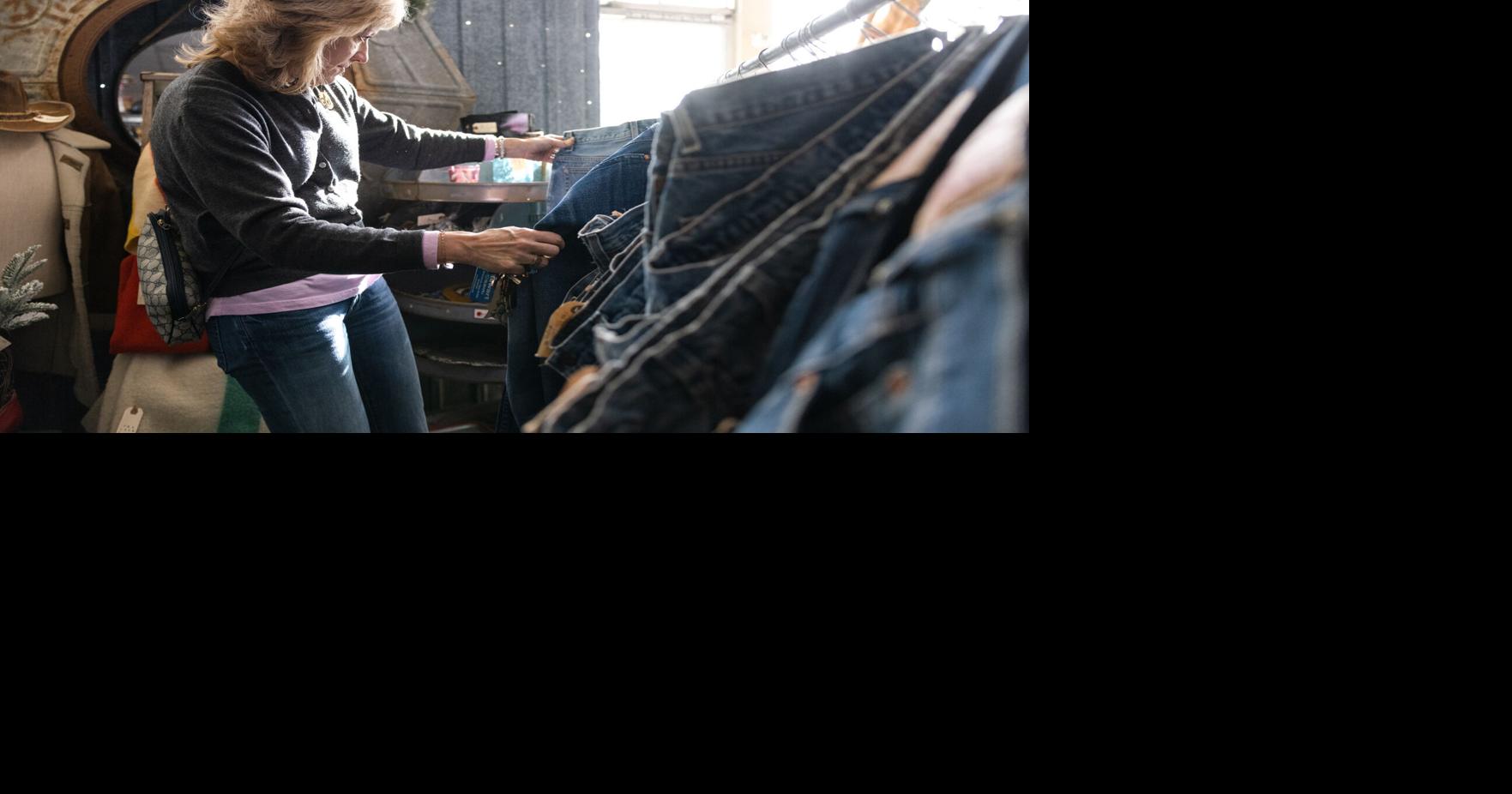 A guide to vintage clothing shopping in and around Yakima Explore