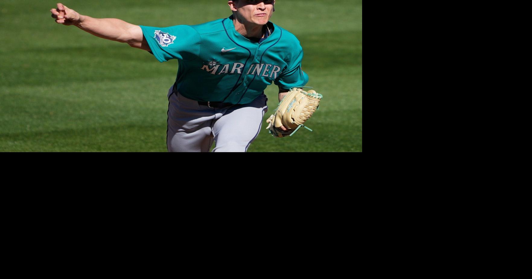 Mariners top Reds for spring-training win behind big ninth inning