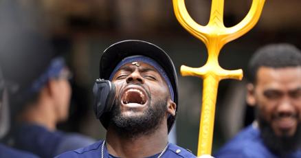 Taylor Trammell home run helps Mariners end trip with sweep of As Taylor Trammell home run helps Mariners end trip with sweep of As