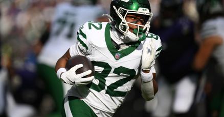 Jets WR Arian Smith has season-ending ACL injury and DL David Onyemata out after core muscle surgery