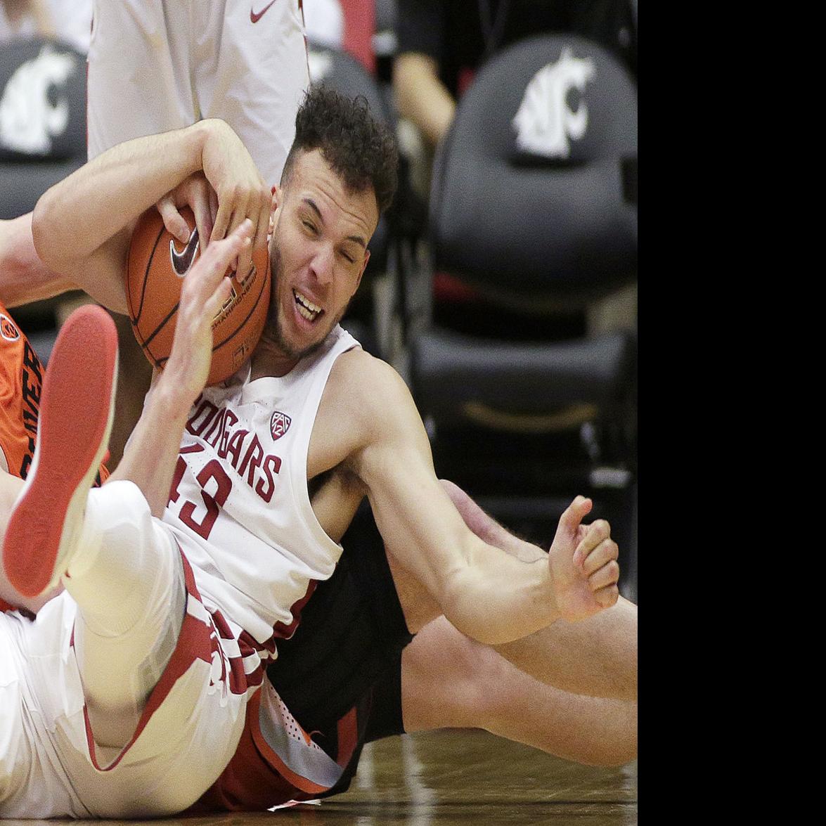 Oregon State Cruises Past Listless Wsu Men S Basketball