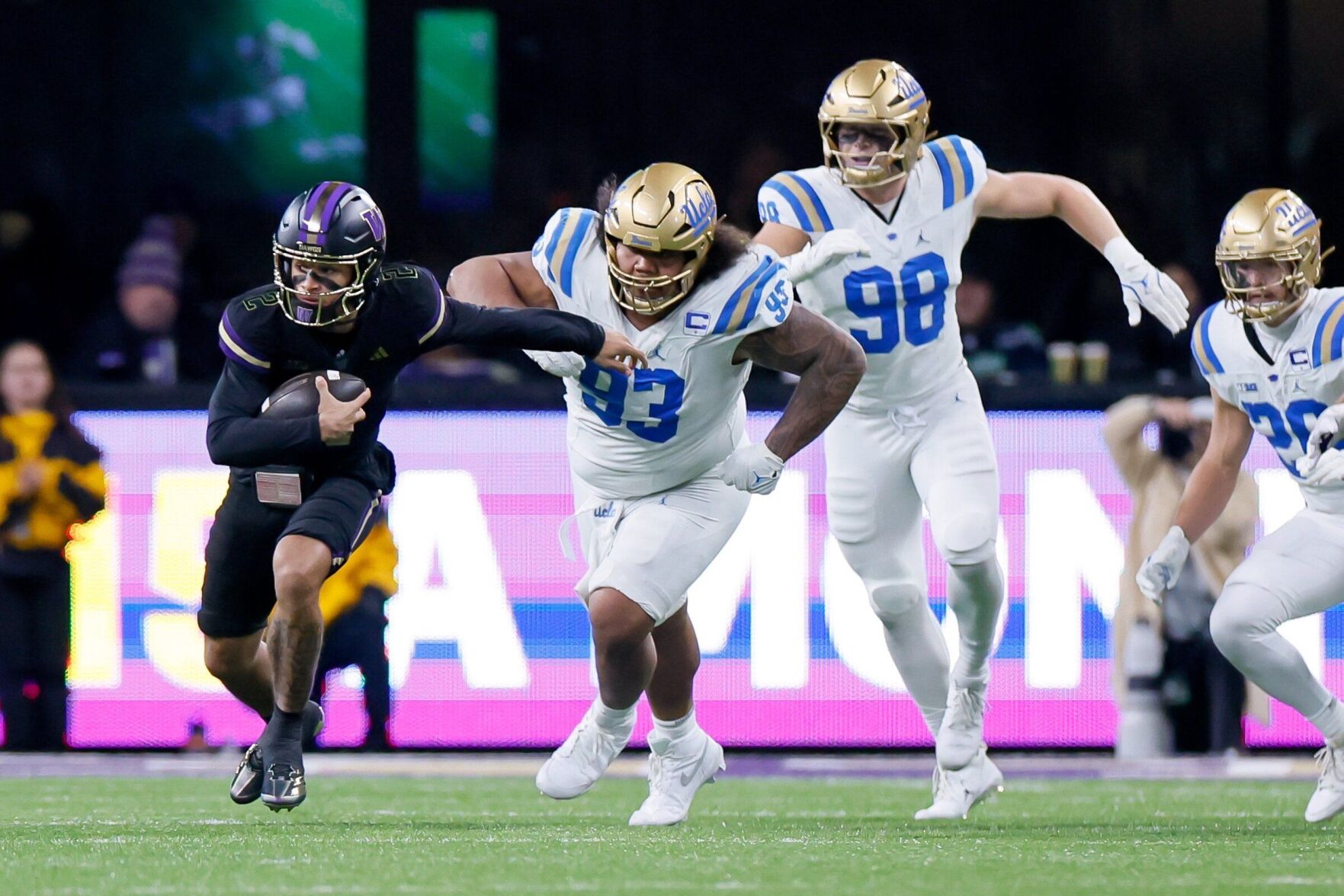 Washington Huskies’ Jedd Fisch Picks QB Vs. Oregon Ducks But Won’t Say ...