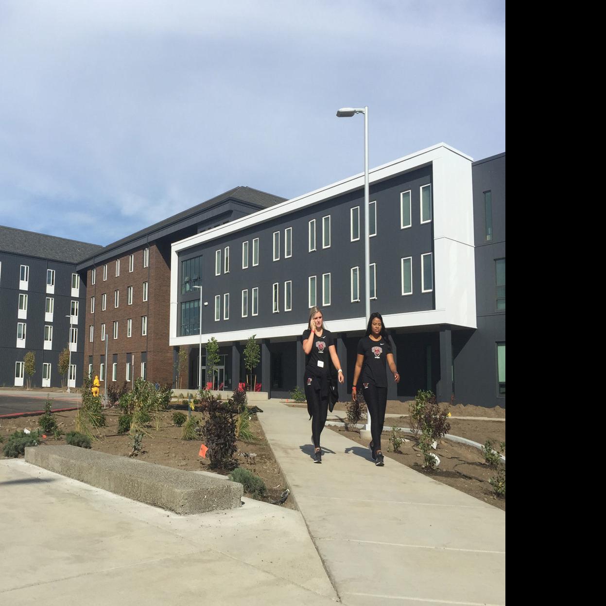 New Year New Building Cwu Opens Dugmore Hall Residence Hall Local Yakimaherald Com