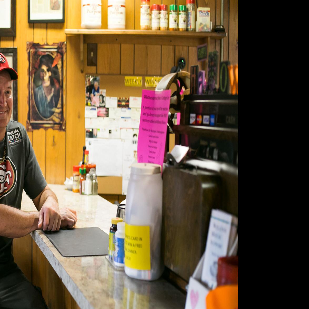 Take 5 Allan Marks Jean S Cottage Inn Local Yakimaherald Com