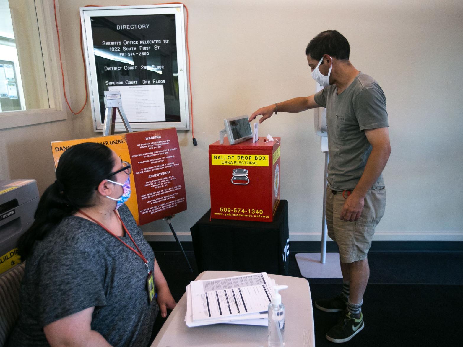 Yakima County S Election Office Prepared For Influx Of New Voter Registration Elections Yakimaherald Com