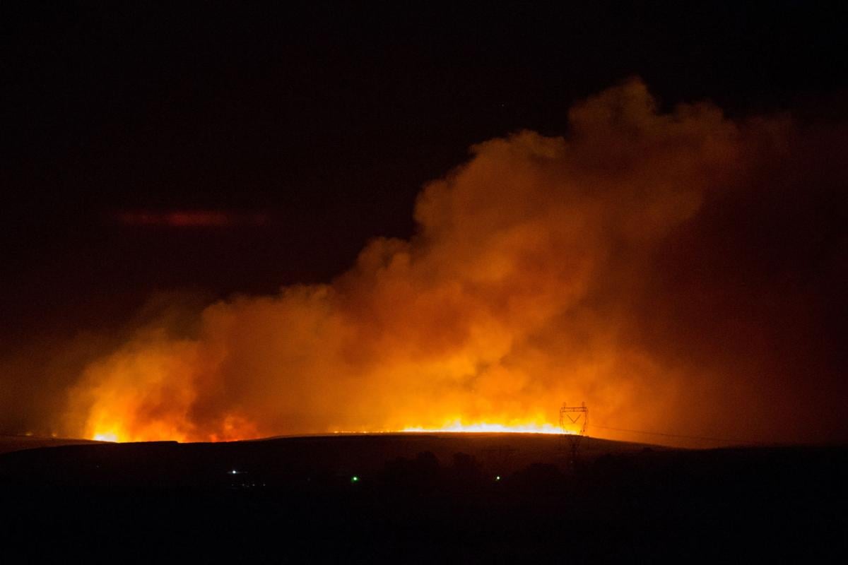 LowerValleyFire-YH-080116-7.jpg