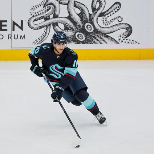 The 1st look at Matty Beniers with the Seattle Kraken was quite