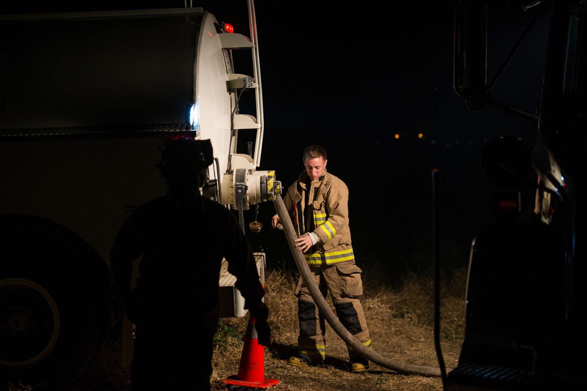 LowerValleyFire-YH-080116-9.jpg
