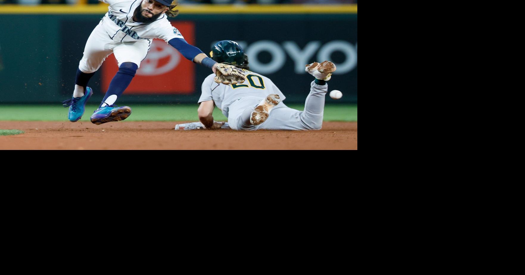 Photos: Seattle Mariners take on Athletics