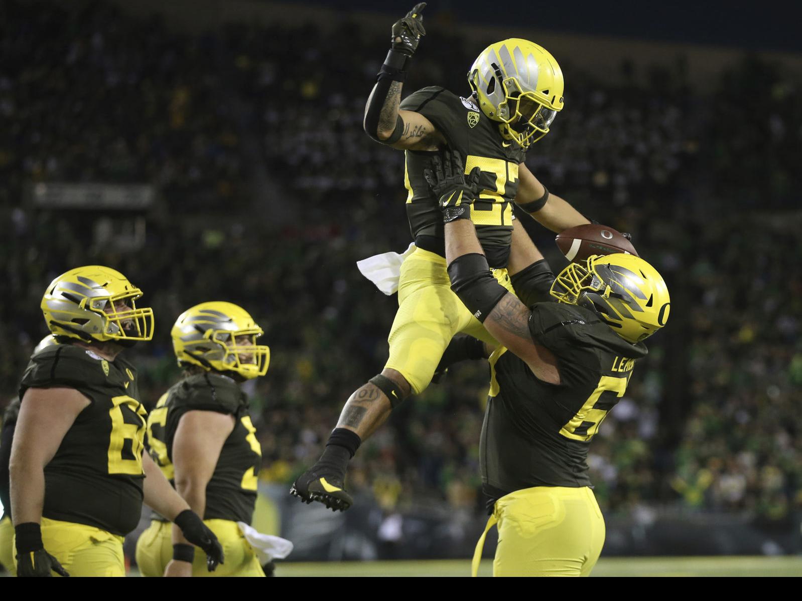 Oregon Ducks: Why a Redbox Bowl win over Michigan State is so crucial