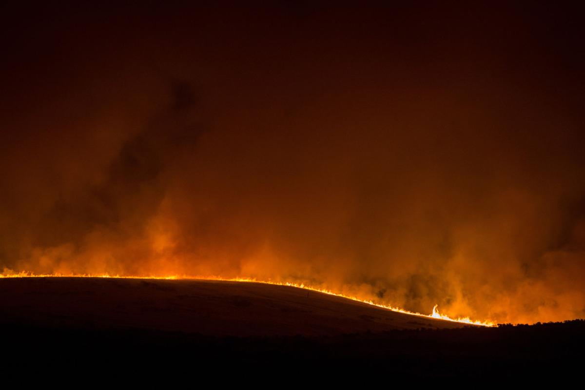 LowerValleyFire-YH-080116-10.jpg
