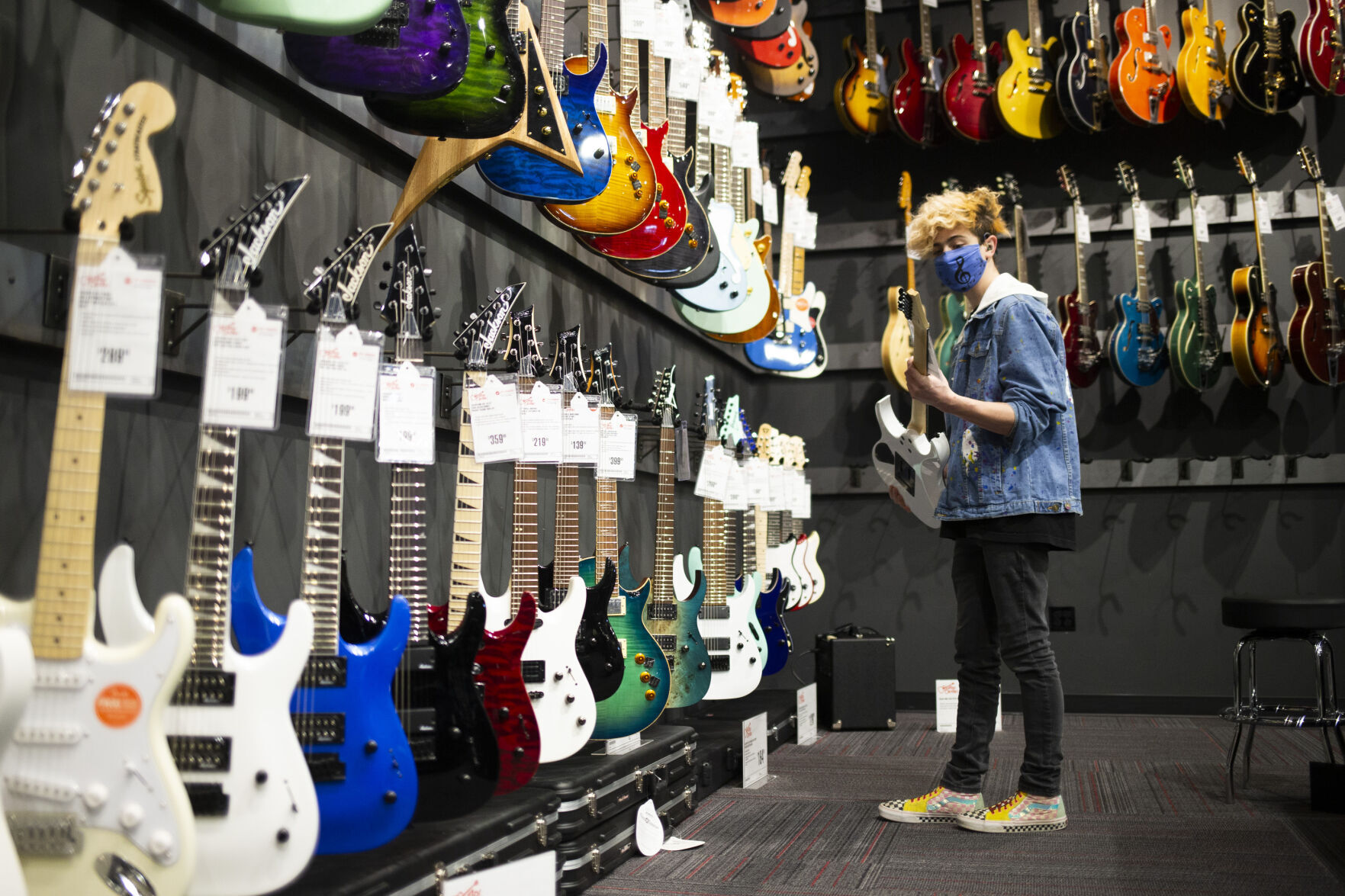 local guitar shops