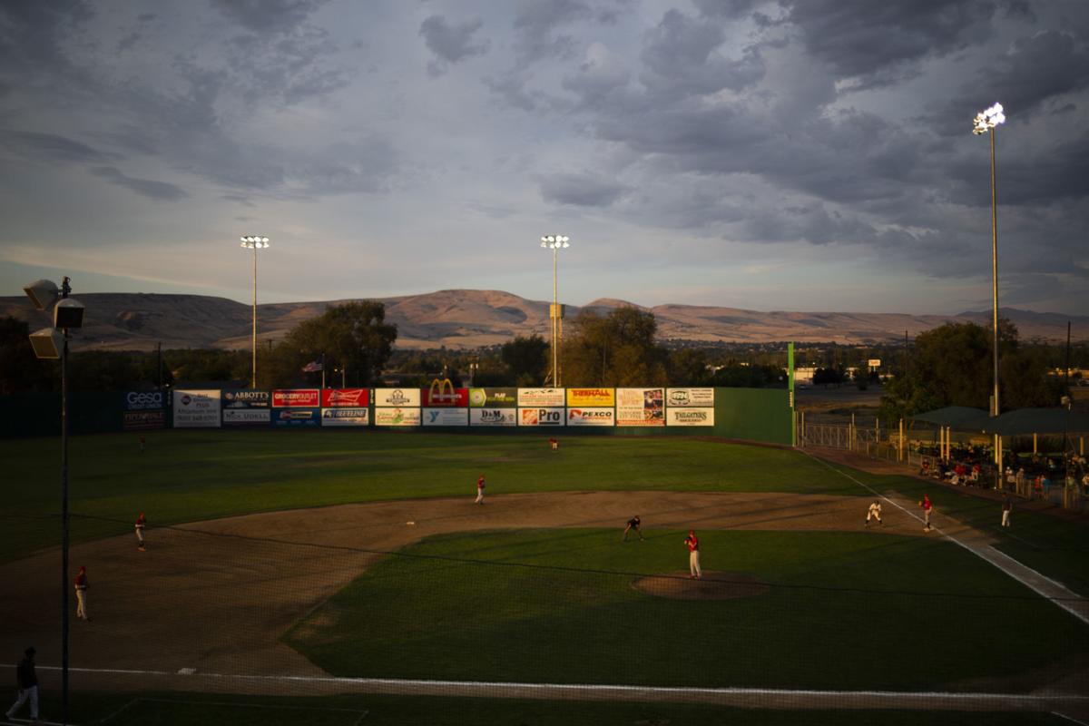 Pippins add pair of Yakima Valley College players to roster Pippins