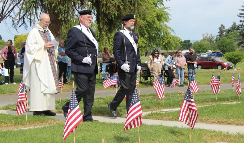 Yakima Valley observes Memorial Day | Local | yakimaherald.com