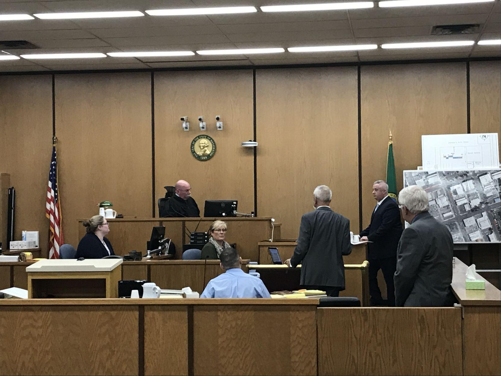 Prosecutors Say Money Was Motive In Double Murder At Moneytree Store Crime And Courts Yakimaherald Com