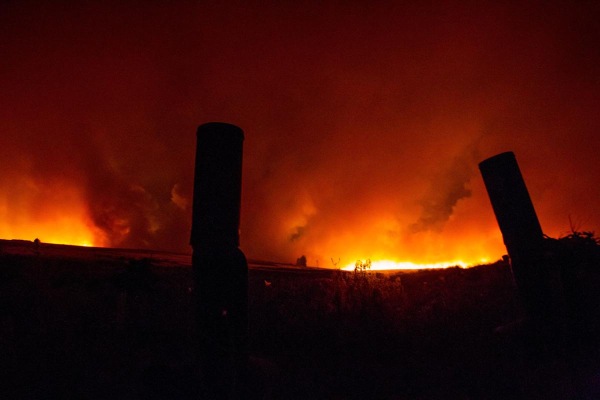 LowerValleyFire-YH-080116-15.jpg