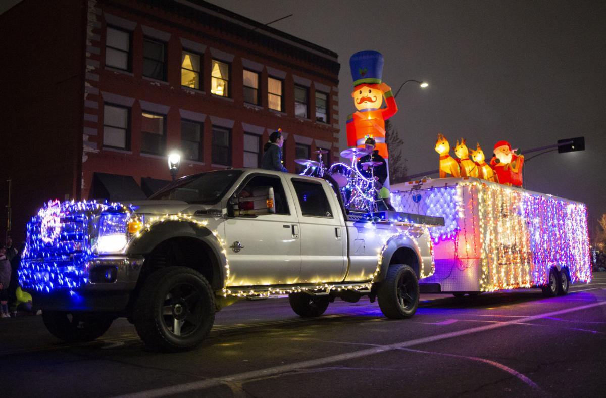 Yakima Christmas Parade 2022 Photos Yakima Lighted Christmas Parade Local