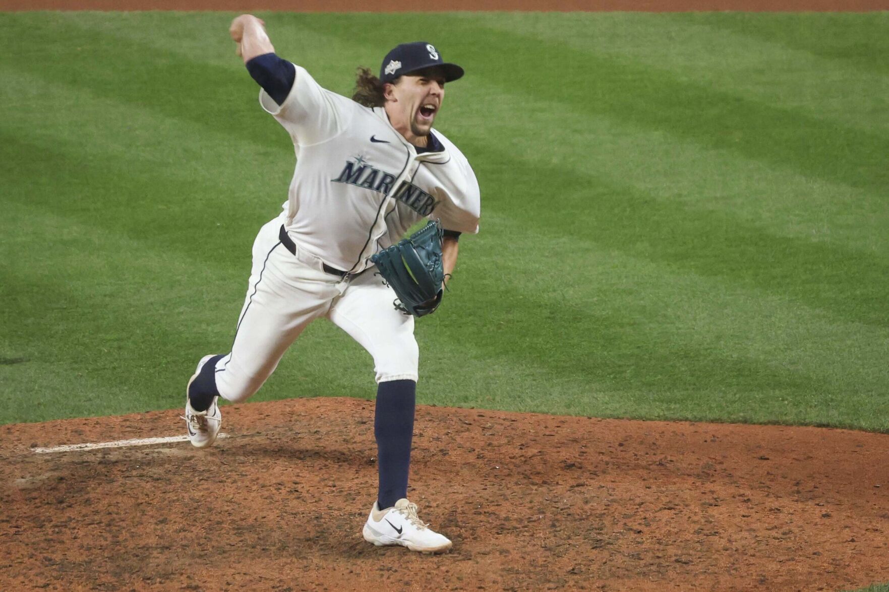Gilbert Mariners ALCS: Mariners turn to Logan Gilbert to start Game 2 vs. Blue Jays ...