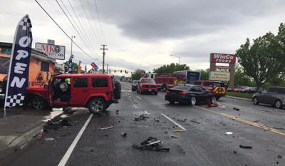 Four people hospitalized in Kennewick following major crash on Clearwater Ave