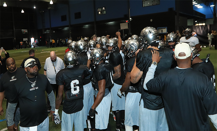 Massachusetts Pirates kick off inaugural arena football season