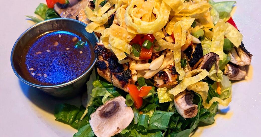 Chow Down with John Batchelor at Harper’s | Food & Drink | yesweekly.com
