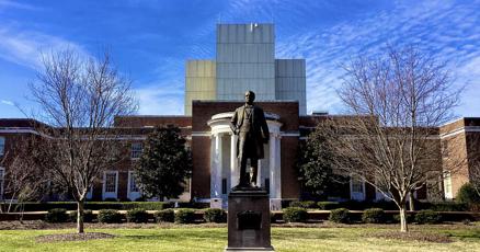 UNCG slashes programming : vimarsana.com