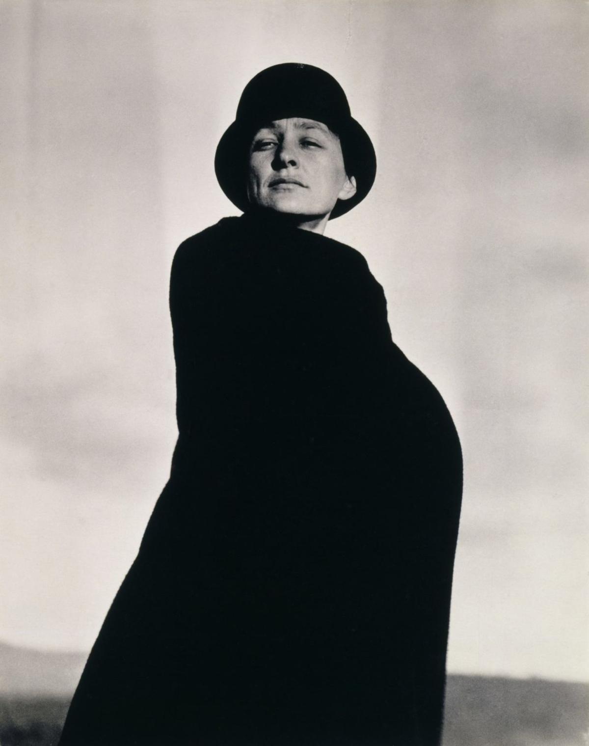 Join Tag As We Visit The Georgia O Keeffe Living Modern Exhibit