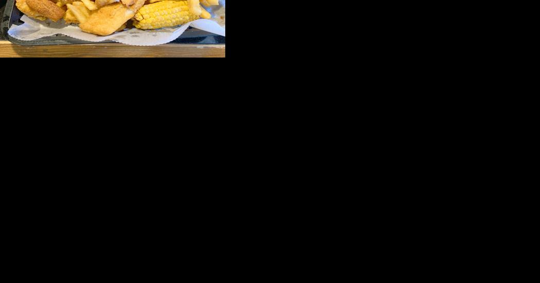 Chow Down at Full Moon Oyster Bar - Vimarsana News