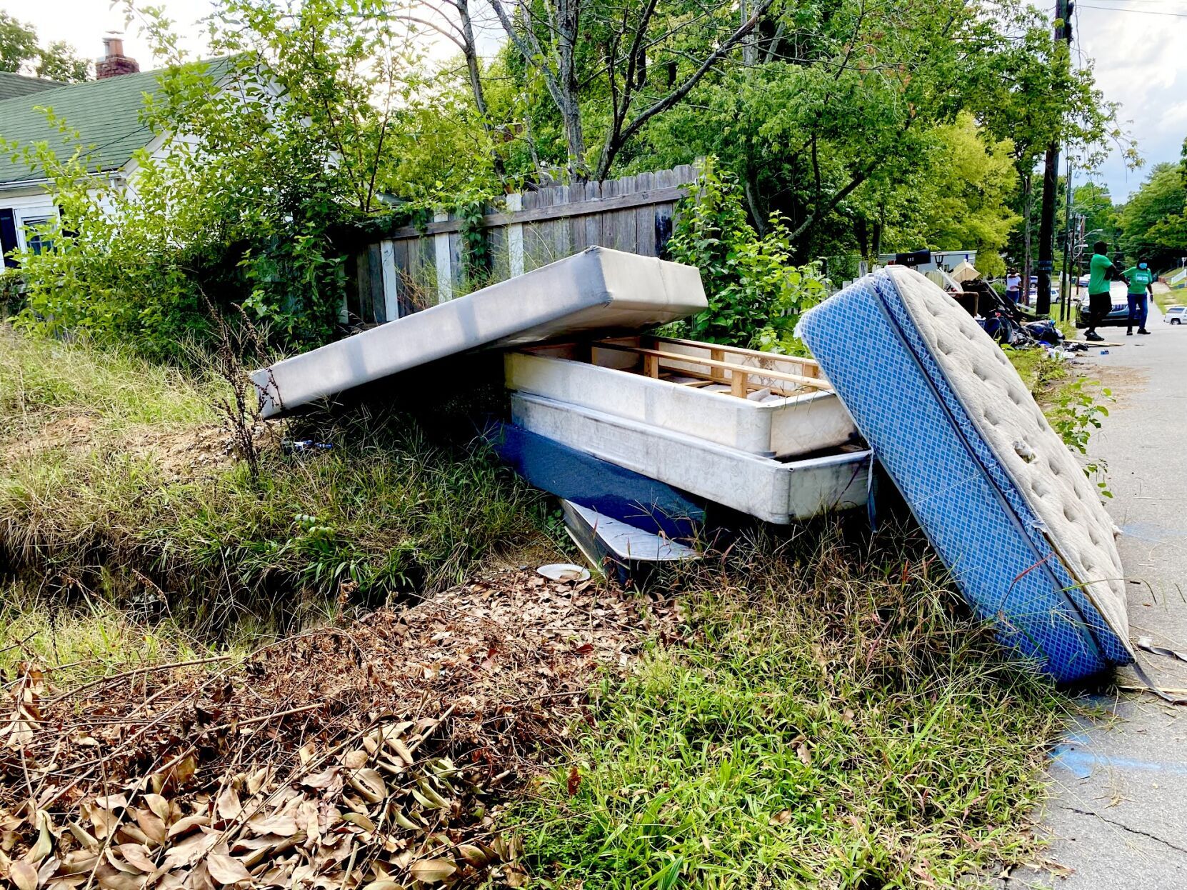 Failed Bulk trash pick up turns neighborhood into an unwanted