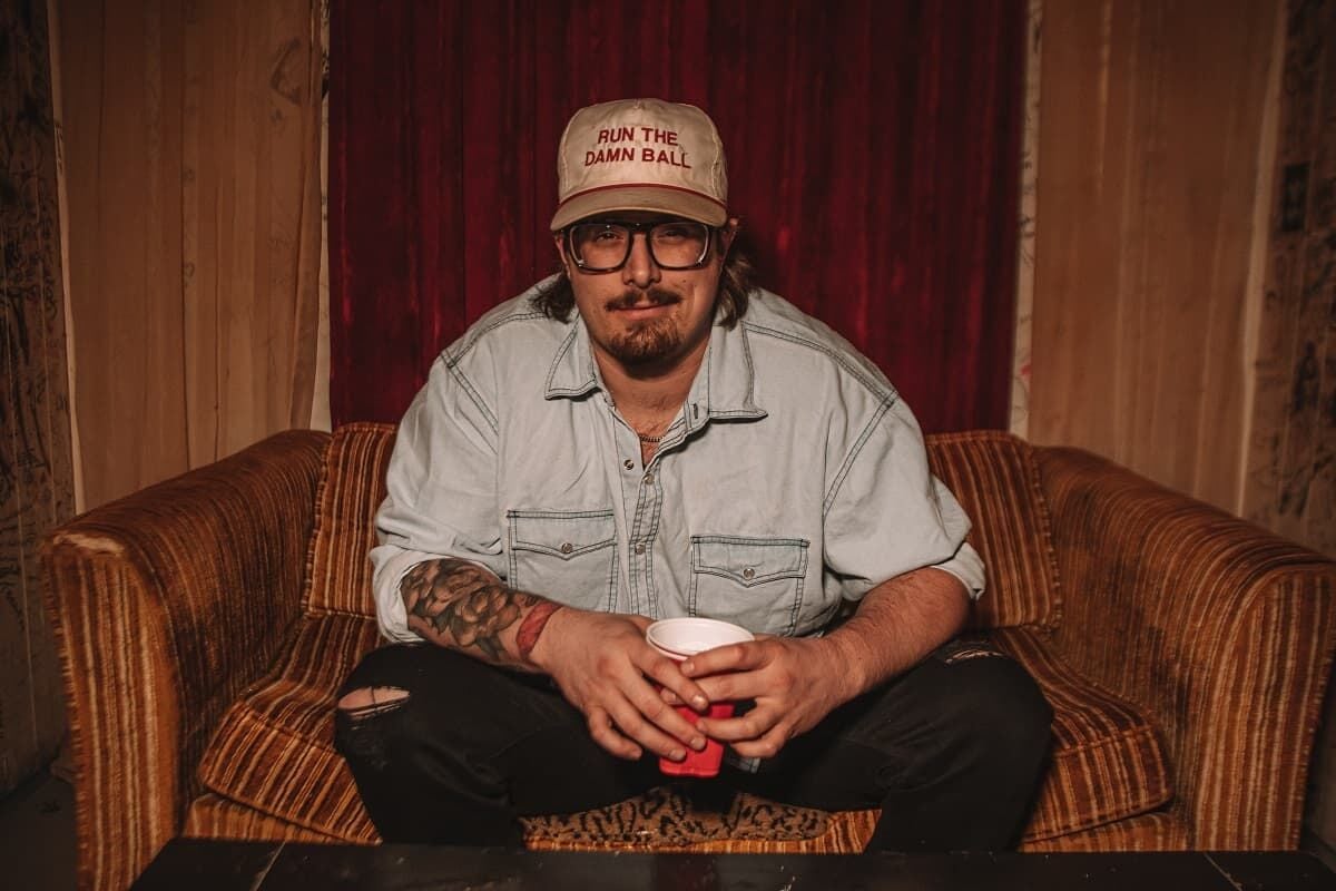 HARDY Celebrates Baby Rosie's First Christmas with a Simple Nashville  Holiday | | youngcountry931.com