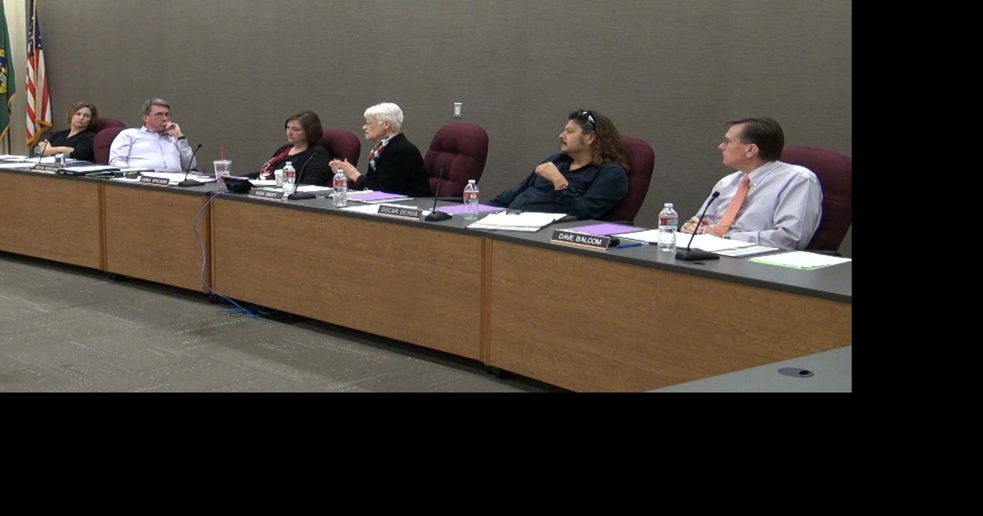 Moses Lake school board members support McCleary decision iFIBER ONE