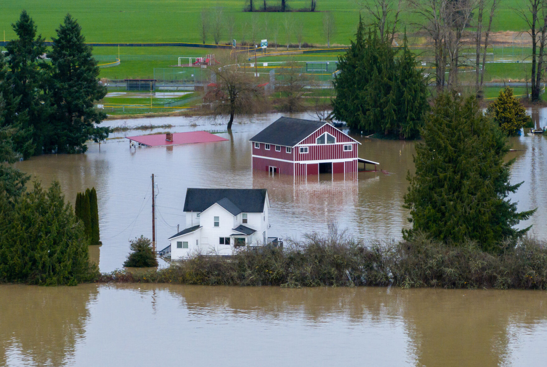 Washington flooding forces an entire city to temporarily evacuate as ...