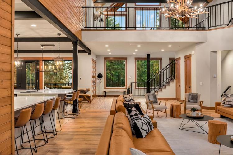 Photos Asking price for luxurious Leavenworth lodge falls to 3.95