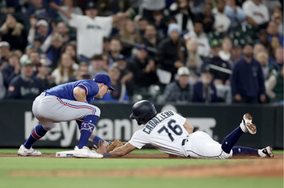 J.P. Crawford's 2-out hit in the ninth inning lifts Mariners past