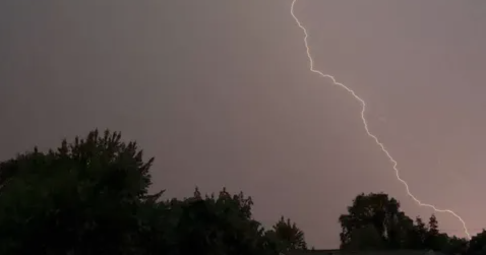 Severe Storm Leaves 6,000 Without Power Across Grant County; Transformer Explosion Reported In Moses Lake