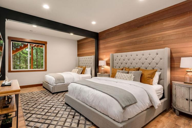 Photos Asking price for luxurious Leavenworth lodge falls to 3.95