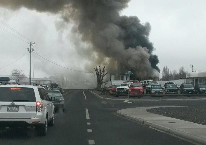 Fire destroys a warehouse at wrecking yard in Moses Lake | iFIBER ONE
